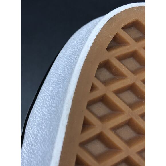 Vans Disney Mickey Mouse 90th Birthday Unisex Men’s 9.5 Women’s 11 Shoes main image 11